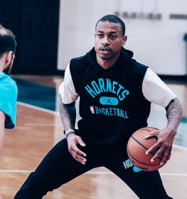 让外线射手 让外线射手