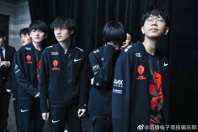 牵制和反击 牵制和反击