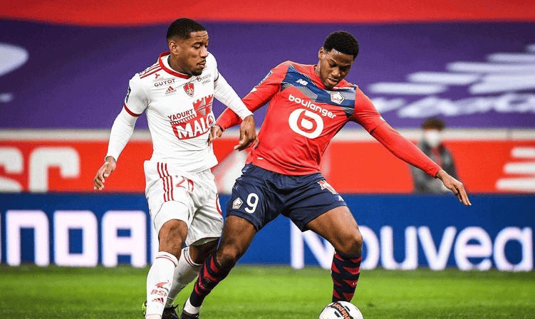 瞬间裸露 瞬间裸露